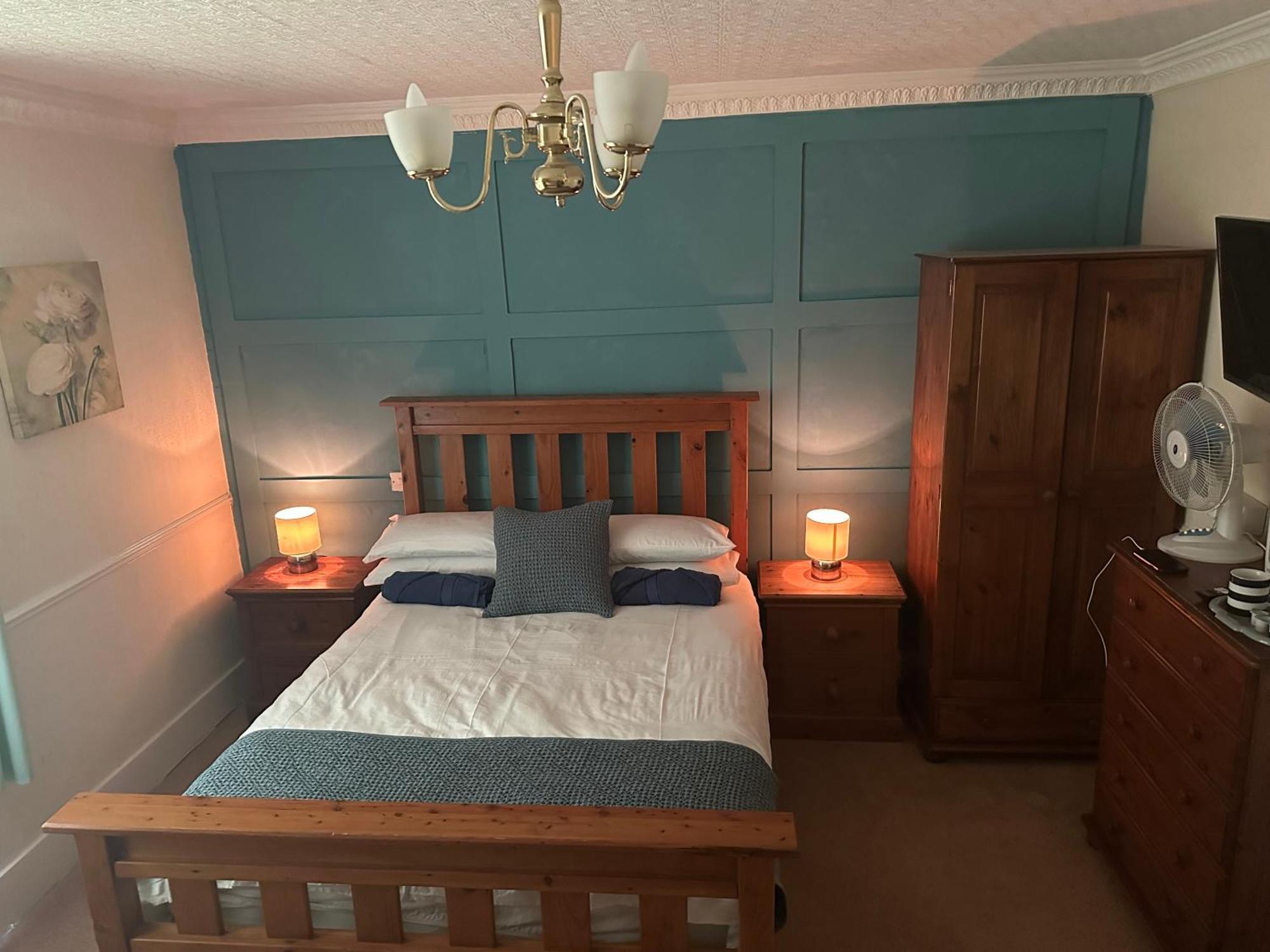 مبيت وإفطار Dinton  The Penruddocke Arms المظهر الخارجي الصورة