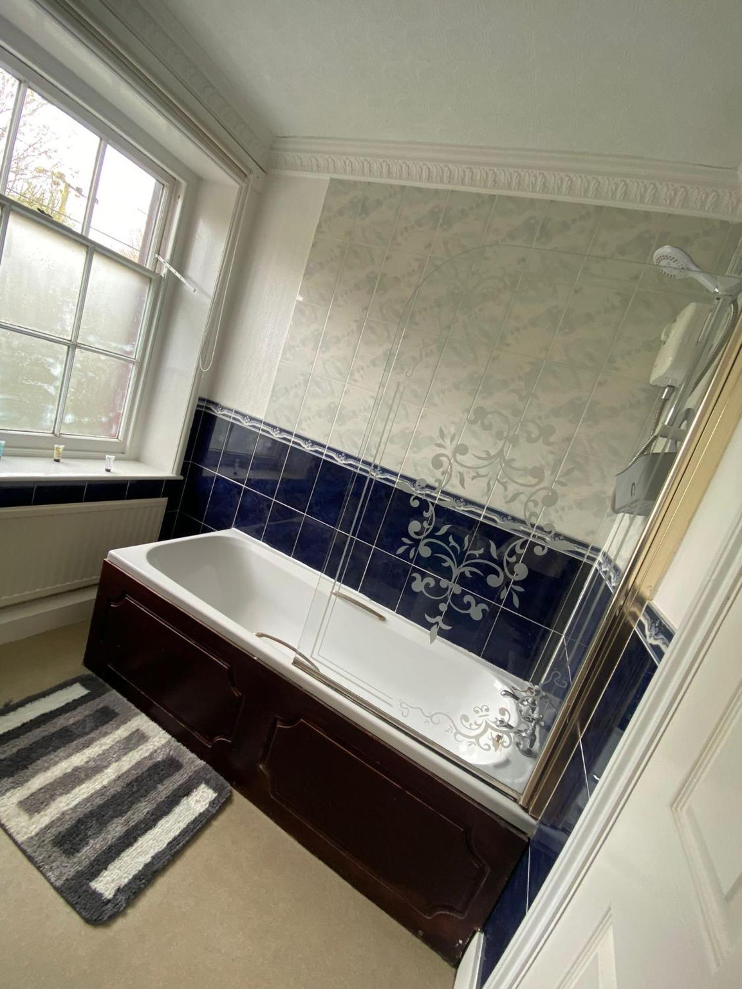 مبيت وإفطار Dinton  The Penruddocke Arms المظهر الخارجي الصورة